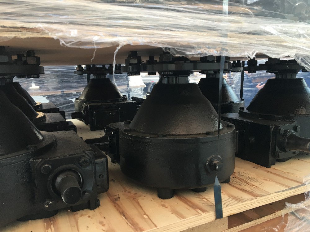 Vietnam Agricultural Farm Greenhouse Valley Automatic Sprinkling Gearbox for Center Pivot Irrigation System Tariff-free