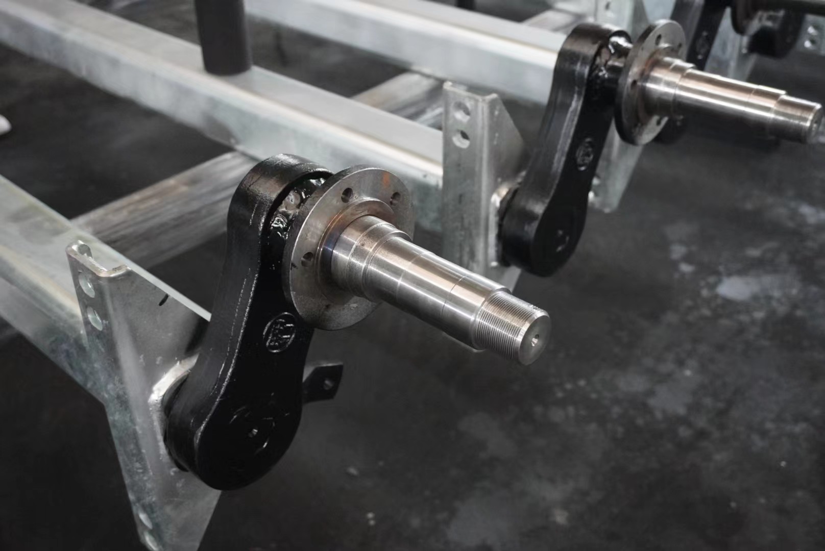 FANW0.5F5 FANW0.75F5 FANW1F5 FANW1.25F5 FANW1.5F5 FANW1.8F5 Torsion Trailer Axle Without Brake Series Made in Vietnam