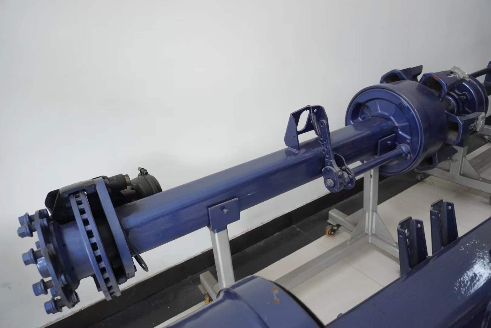 FANGD2F6 FANGD1.5F5 FANGD1F6 FANGD0.5F5 Trailer Straight Axle With Electric Brake Made in Vietnam
