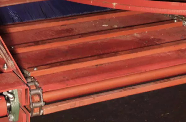 China Factory Customized Attachment 667XH 667K 667KC Steel Pintle Chains and Sprocket for Feeder Mixer Made in Vietnam