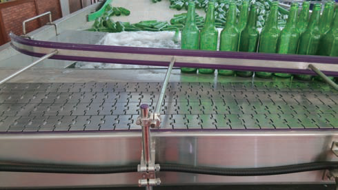 Tariff-free SS8857M Magnetic Heavy Duty Sideflexing Stainless Steel Flat Top Chain for Bottle Factory Production Made in Vietnam